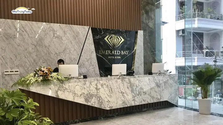 Emerald Bay Hotel Nha Trang: Review Chi Tiết