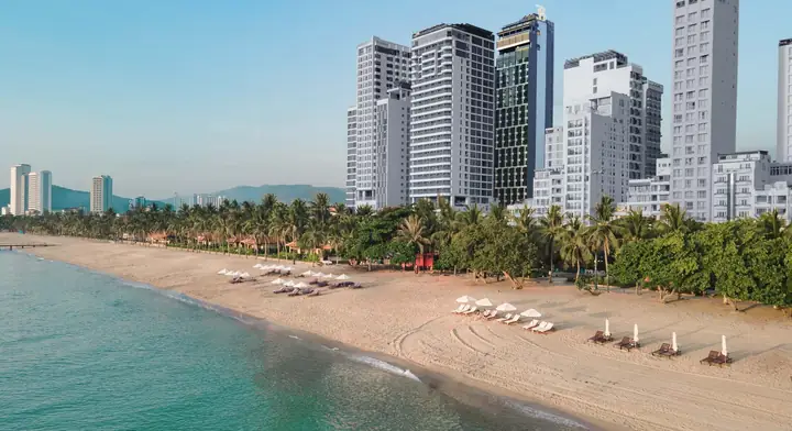 Emerald Bay Hotel Nha Trang: Review Chi Tiết