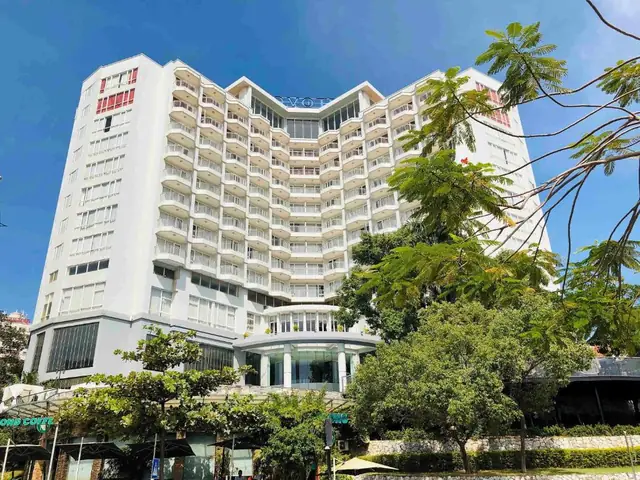Khám Phá 10 Khách Sạn Bãi Biển Hàng Đầu Tại Bãi Cháy
