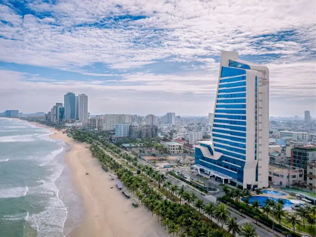 10 Khách Sạn Bãi Biển Mỹ Khê Tốt Nhất Cho Du Khách 10 Khách Sạn Bãi Biển Mỹ Khê Tốt Nhất Cho Du Khách
