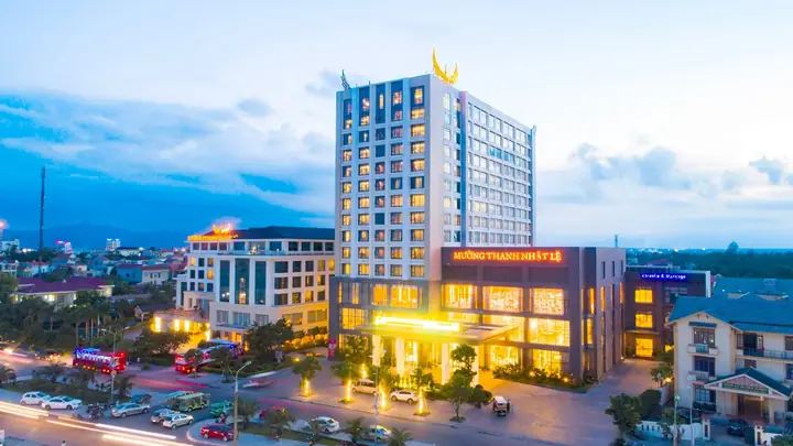 Khám Phá 10 Khách Sạn Gần Biển Nhật Lệ – Lựa Chọn Tốt Nhất