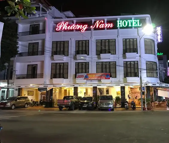 Khám Phá 10 Khách Sạn Gần Làng Hoa Sa Đéc – Đặt Ngay Ưu Đãi