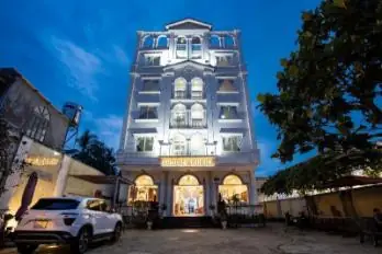 Đánh Giá Chi Tiết Khách Sạn Golden Beach Phú Quốc: Trải Nghiệm Ở Bãi Biển Dài