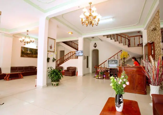 Khách Sạn Hải Uyên Đà Lạt: Đánh Giá Chi Tiết Và Trải Nghiệm Thực Tế