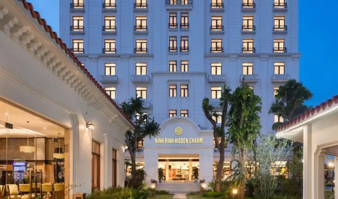 Khám Phá Ninh Bình Hidden Charm Hotel & Resort: Đánh Giá