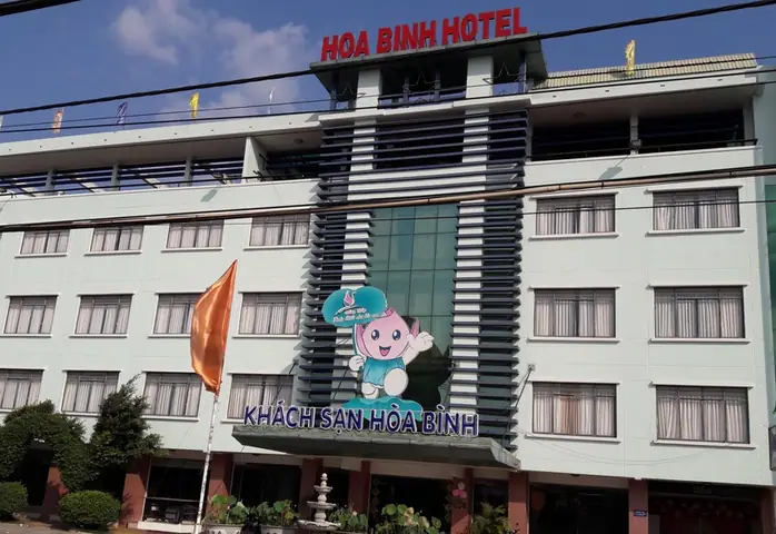 Khách Sạn Hòa Bình Cao Lãnh: Review Chi Tiết Và Lý Do Nên Chọn?