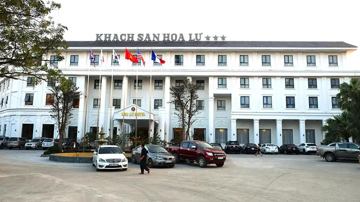 Khách Sạn Hoa Lư Ninh Bình: Cẩm Nang Lựa Chọn Cho Chuyến Đi Lý Tưởng