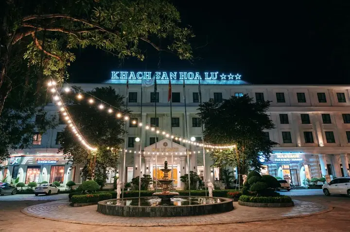 Khách Sạn Hoa Lư Ninh Bình: Cẩm Nang Lựa Chọn Cho Chuyến Đi Lý Tưởng