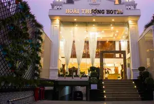 Đánh Giá Khách Sạn 2 Sao Hoài Thương Hotel – Giá, Tiện Nghi, Đặt Phòng Nhanh Đánh Giá Khách Sạn 2 Sao Hoài Thương Hotel – Giá, Tiện Nghi, Đặt Phòng Nhanh