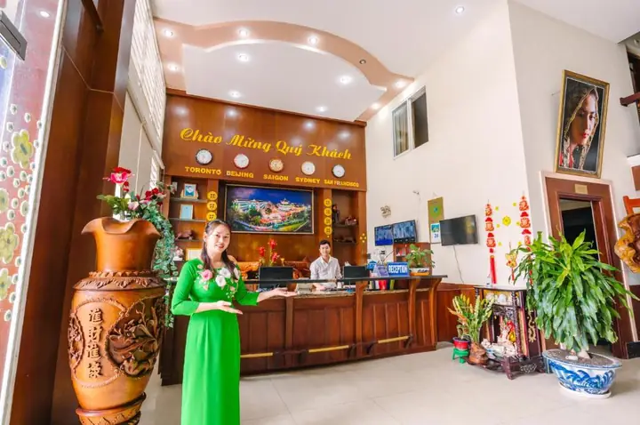 Đánh Giá Khách Sạn Hoàng Đức Châu Đốc: Tiện Nghi & Giá Phòng