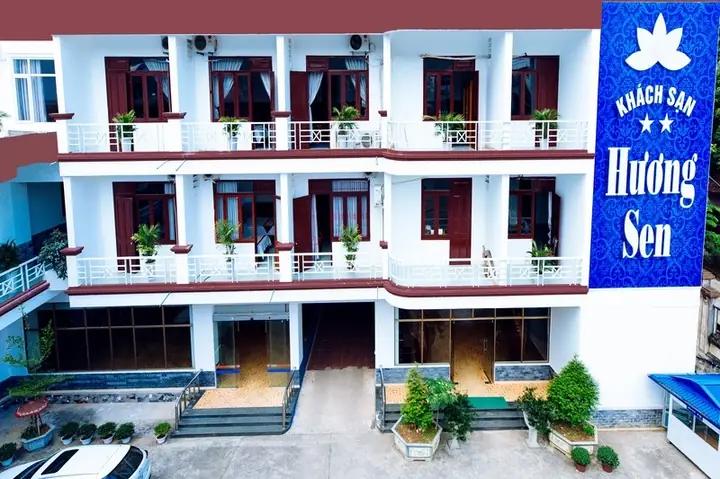 Đánh Giá Khách Sạn Hương Sen Mộc Châu: Tiện Nghi, Vị Trí, Giá Đánh Giá Khách Sạn Hương Sen Mộc Châu: Tiện Nghi, Vị Trí, Giá