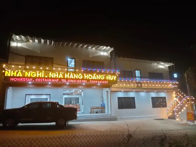 Huy Hoàng Hotel Đồng Văn: Đặt Phòng & Đánh Giá
