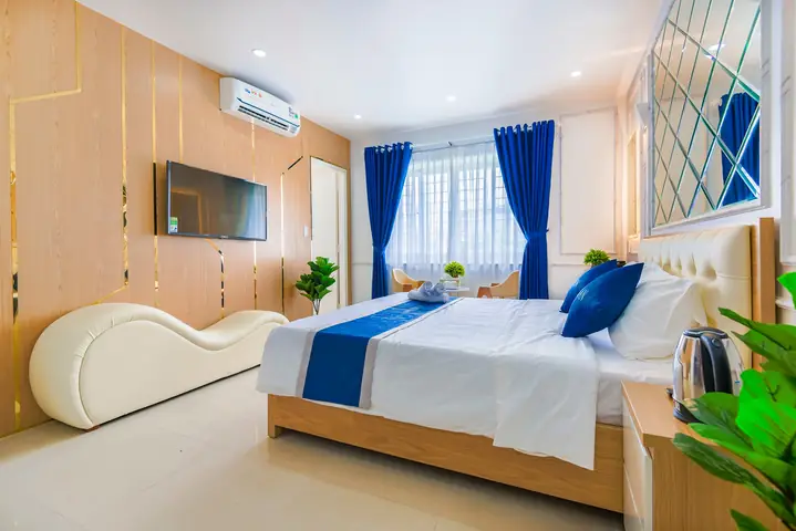Khách Sạn Queen Victoria Bình Chánh: Review Chi Tiết Và Đánh Giá Khách Quan Khách Sạn Queen Victoria Bình Chánh: Review Chi Tiết Và Đánh Giá Khách Quan