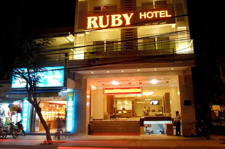 Review Khách Sạn Phú Mỹ Hưng: La Cigale Residence Đáng Để Trải Nghiệm?