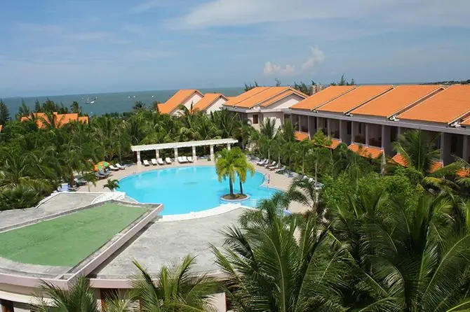 Long Thuan Hotel & Resort: Review Chi Tiết Tiện Ích Long Thuan Hotel & Resort: Review Chi Tiết Tiện Ích