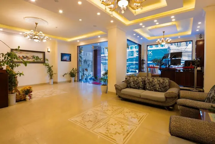 Đánh Giá Chi Tiết Khách Sạn Mai Hoàng Đà Lạt: Trải Nghiệm Thực Tế Và So Sánh Với Các Lựa Chọn Hàng Đầu