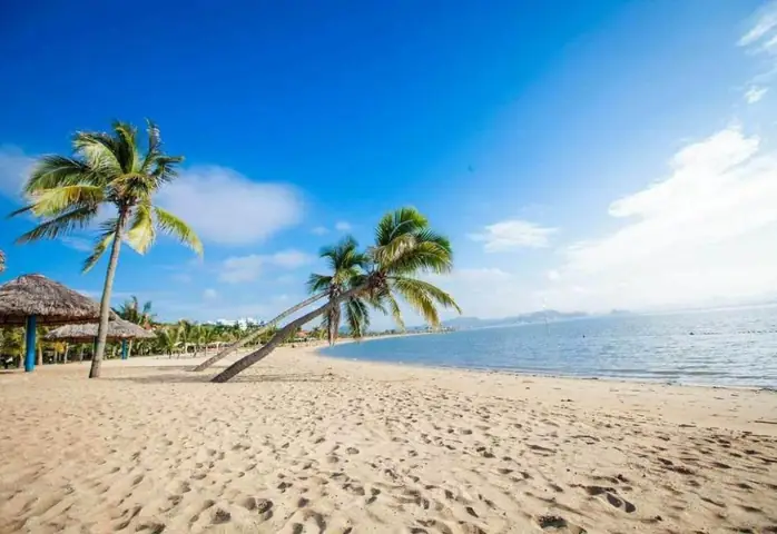 Review Khách Sạn Moon Bay Hạ Long: Trải Nghiệm Thực Tế Tại Đảo Tuần Châu Review Khách Sạn Moon Bay Hạ Long: Trải Nghiệm Thực Tế Tại Đảo Tuần Châu