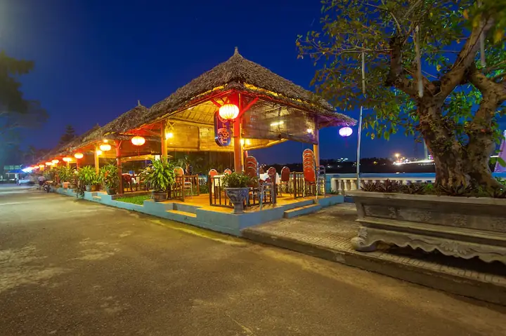 Đánh Giá Khách Sạn Mỹ Trà Riverside – Đặt Phòng Nhanh