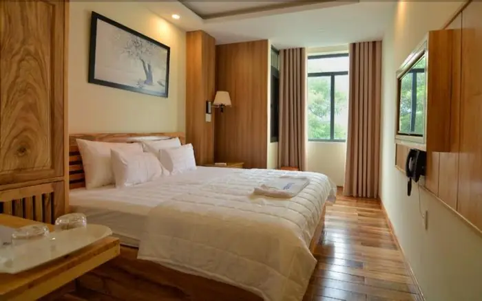 Top 10 Khách Sạn Nha Trang Gần Biển 3 Sao: Đánh Giá Chi Tiết Và So Sánh