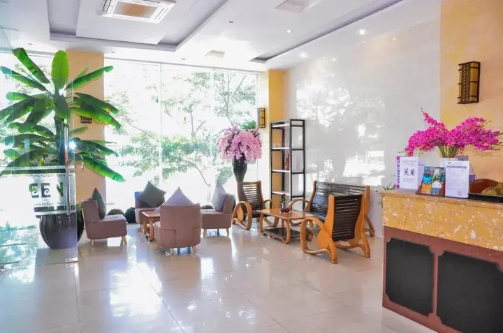 Khám Phá Queen Da Nang Hotel – Đánh Giá & Ưu Đãi Cho Du Khách