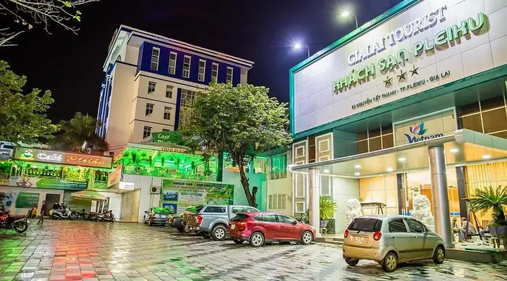 Top 10 Khách Sạn Pleiku Tốt Nhất: Đánh Giá & Giá Rẻ