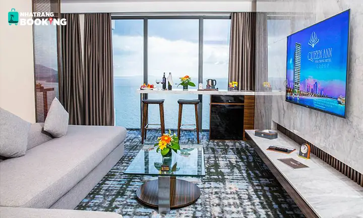 Đánh Giá Chi Tiết Khách Sạn Queen Ann Nha Trang 5 Sao: Trải Nghiệm Đẳng Cấp Biển Xanh