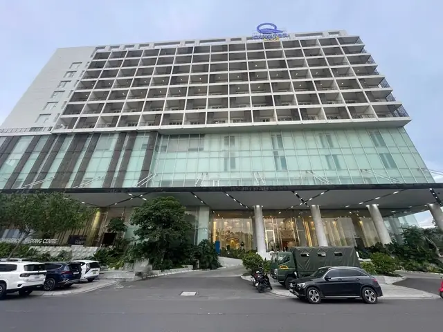 Review Chi Tiết Khách Sạn Quinter Central Nha Trang: Đánh Giá Toàn Diện Từ A Đến Z Review Chi Tiết Khách Sạn Quinter Central Nha Trang: Đánh Giá Toàn Diện Từ A Đến Z