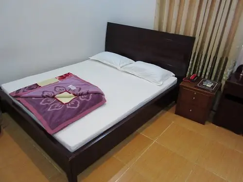 Khám Phá Khách Sạn Tân Hằng – Đánh Giá Chi Tiết, Giá Phòng & Ưu Đãi