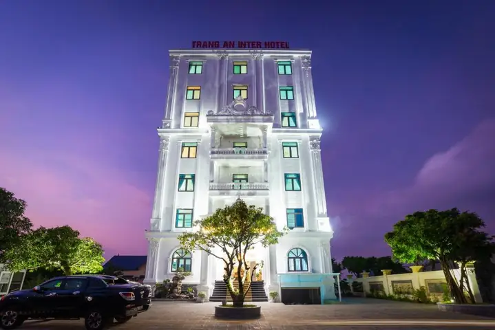 Khám Phá Khách Sạn Tràng An: Đánh Giá, Tiện Nghi & Giá Tốt Khám Phá Khách Sạn Tràng An: Đánh Giá, Tiện Nghi & Giá Tốt