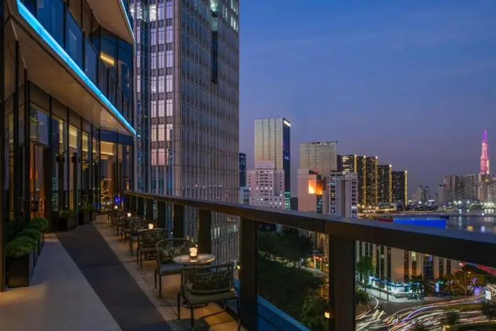 Khách Sạn View Sông Sài Gòn: Hướng Dẫn Chi Tiết Chọn Nơi Nghỉ Dưỡng Lý Tưởng
