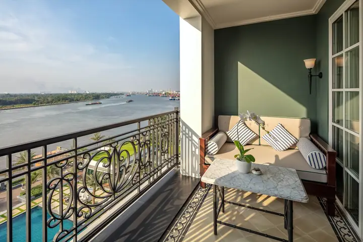 Khách Sạn View Sông Sài Gòn: Hướng Dẫn Chi Tiết Chọn Nơi Nghỉ Dưỡng Lý Tưởng