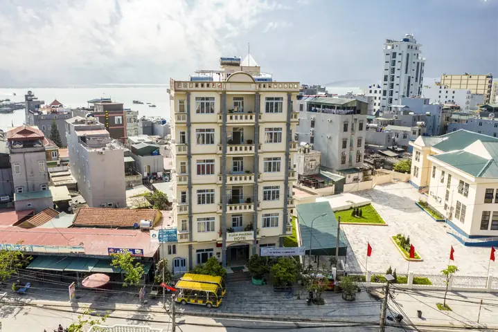 Đánh Giá Chi Tiết Khách Sạn Xuân Phương Cô Tô: Trải Nghiệm Thực Tế Và Phân Tích Ưu Nhược Điểm