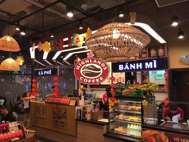 Khu Ăn Uống Vincom Đồng Khởi Có Gì Đáng Khám Phá?