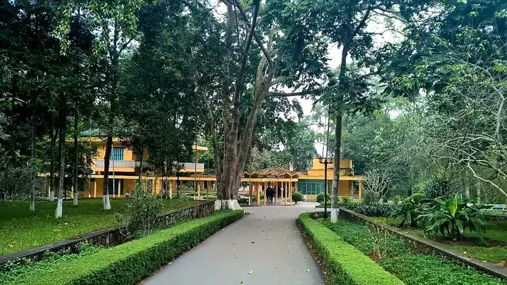 Hướng Dẫn Tham Quan Khu Di Tích K9 Đá Chông: Lịch Sử & Địa Điểm Hướng Dẫn Tham Quan Khu Di Tích K9 Đá Chông: Lịch Sử & Địa Điểm