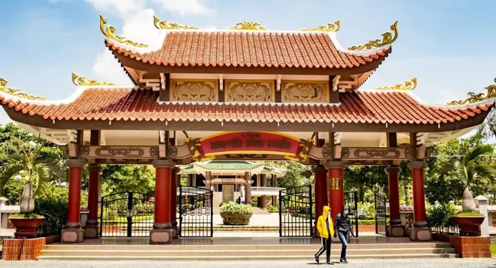 Lăng Nguyễn Đình Chiểu: Di Tích Lịch Sử Tại Bến Tre