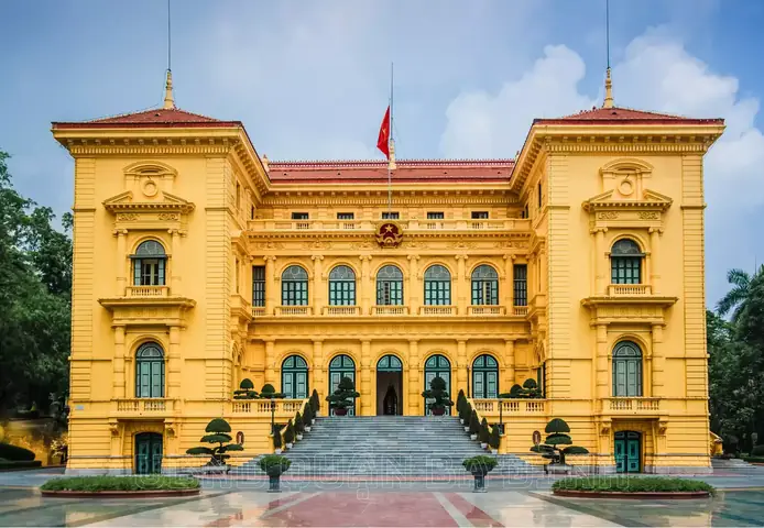 Khu Di Tích Phủ Chủ Tịch: Cẩm Nang Khám Phá Di Sản Lịch Sử Toàn Diện