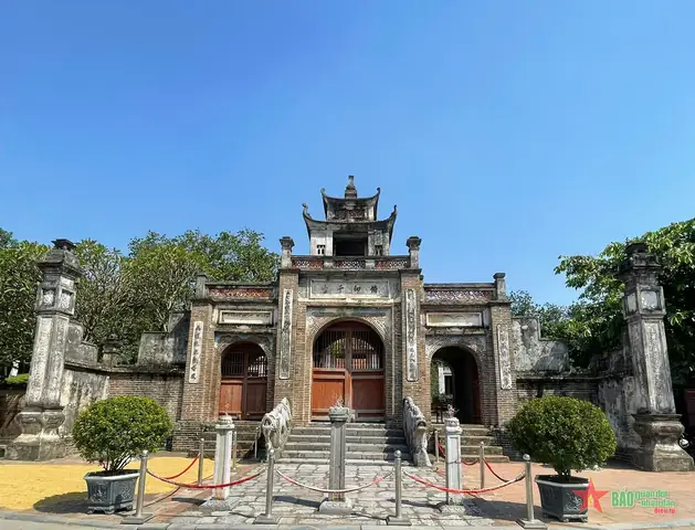 Khám Phá Thành Cổ Loa – Di Tích Lịch Sử Và Du Lịch Cho Người Yêu Văn Hoá Khám Phá Thành Cổ Loa – Di Tích Lịch Sử Và Du Lịch Cho Người Yêu Văn Hoá