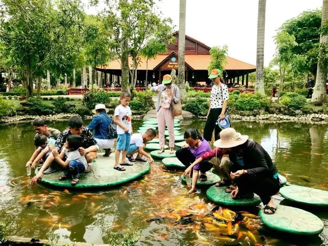 Khám Phá Làng Du Lịch Mỹ Khánh – Khu Sinh Thái Hàng Đầu