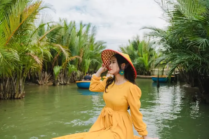 Rừng Dừa Bảy Mẫu Hội An: Hướng Dẫn Trải Nghiệm Sông Nước Đậm Chất Miền Tây Rừng Dừa Bảy Mẫu Hội An: Hướng Dẫn Trải Nghiệm Sông Nước Đậm Chất Miền Tây