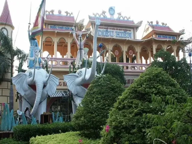 Khu Du Lịch Sinh Thái An Bình: Hướng Dẫn Chi Tiết Khám Phá Thiên Nhiên Và Văn Hoá Địa Phương