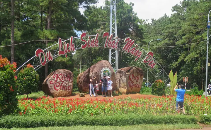 Khu Du Lịch Sinh Thái Măng Đen: Khám Phá Hệ Sinh Thái Rừng Ngập Mặn Độc Đáo Khu Du Lịch Sinh Thái Măng Đen: Khám Phá Hệ Sinh Thái Rừng Ngập Mặn Độc Đáo