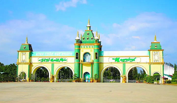 Khám Phá 12 Địa Điểm Du Lịch Long An Hấp Dẫn Cho Mọi Lứa Tuổi
