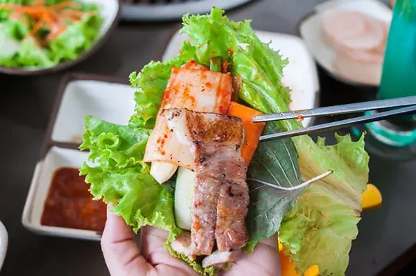 Kim Chi Ăn Với Thịt Nướng: Bí Quyết Kết Hợp Hoàn Hảo