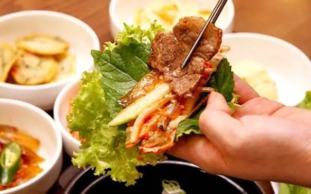 Kim Chi Ăn Với Thịt Nướng: Bí Quyết Kết Hợp Hoàn Hảo