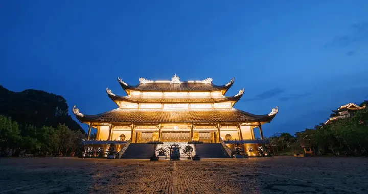 Kinh Nghiệm Đi Chùa Bái Đính Tràng An 1 Ngày: Cẩm Nang Tối Ưu Cho Du Khách