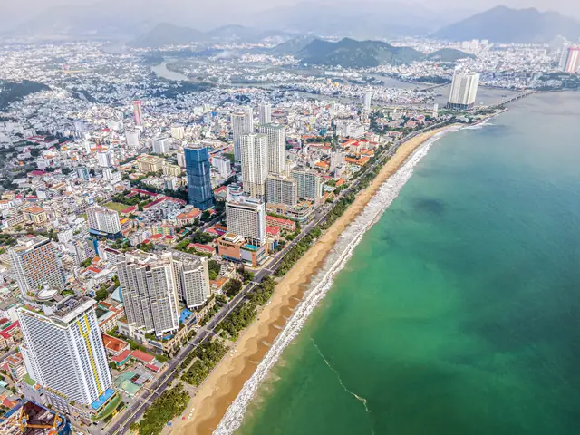 Hướng Dẫn Du Lịch Tự Túc Nha Trang: Lịch Trình, Chi Phí & Mẹo Tiết Kiệm