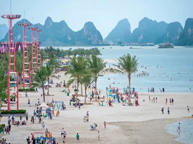 Kinh Nghiệm Du Lịch Vân Đồn: Cẩm Nang Khám Phá Thiên Đường Biển Đảo Quảng Ninh