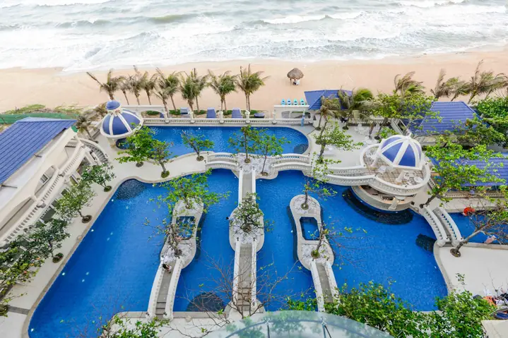 Khám Phá Lan Rung Beach Resort – Đánh Giá Chi Tiết Cho Du Khách