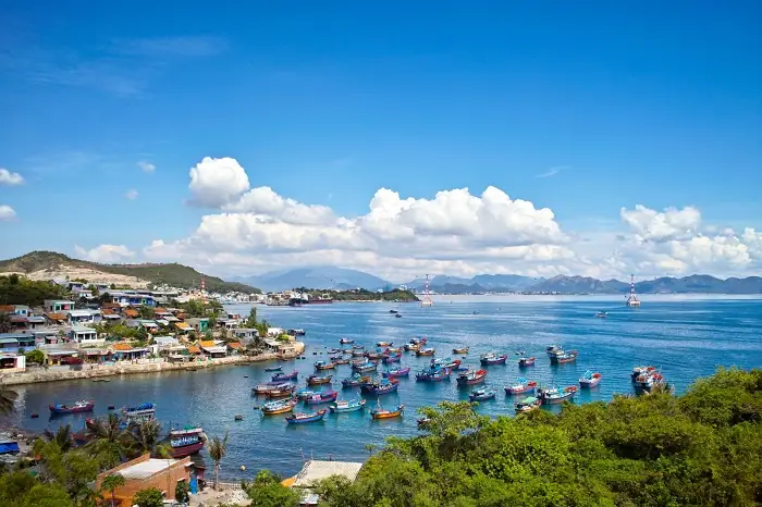 Làng Chài Lương Sơn Nha Trang Là Gì? Khám Phá Điểm Đến Văn Hóa Biển Độc Đáo