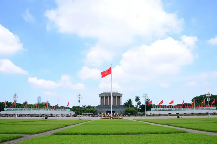 Lăng Chủ Tịch Hồ Chí Minh: Hướng Dẫn Tham Quan Chi Tiết Và Lưu Ý Quan Trọng 2026
